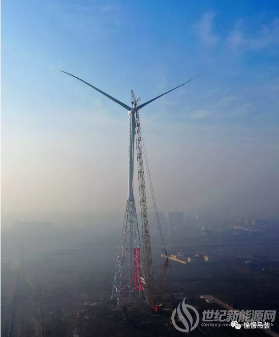 全球首座160米预应力抗疲劳构架式风塔机组吊装完成